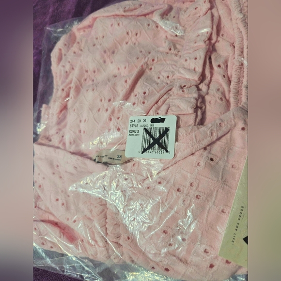 Plus Size Eyelet Crop Top Puff Sleeve Cinched Front Cute Comfy PINK 3X NWT - Picture 3 of 7